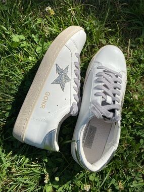 Golden Goose White Leather Sneakers with Silver Glitter Star